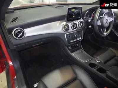 Mercedes-Benz GLA CLASS
