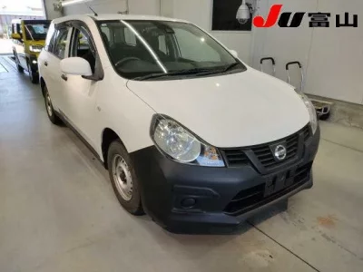 Nissan AD