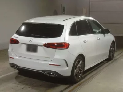 Mercedes-Benz B CLASS