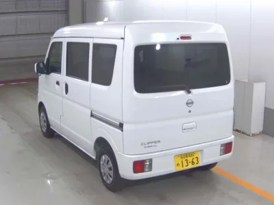Nissan CLIPPER VAN