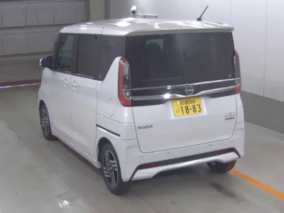 Nissan ROOX