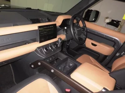 Rover DEFENDER