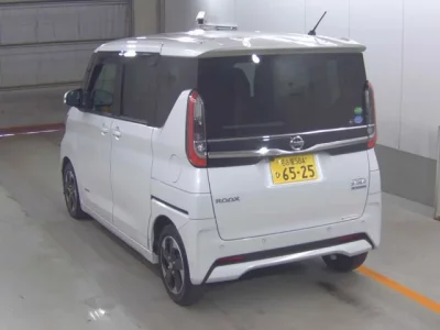 Nissan ROOX
