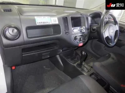 Nissan AD