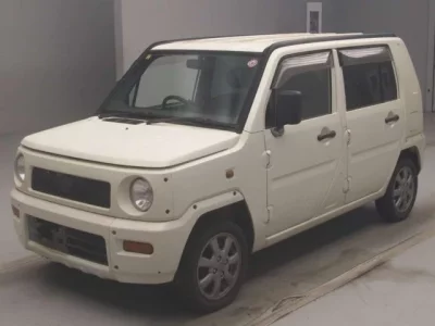 Daihatsu NAKED