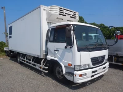 Nissan CONDOR