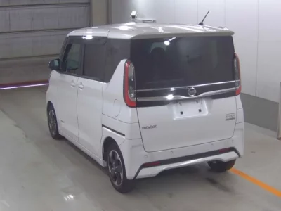 Nissan ROOX