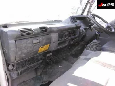 Mazda TITAN