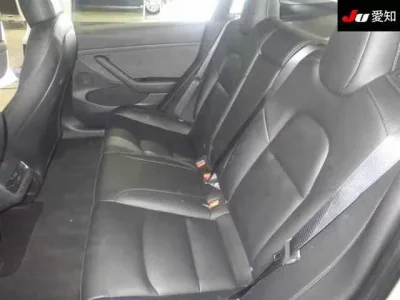 Tesla MODEL3