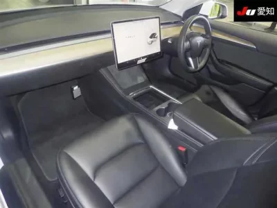 Tesla MODEL3