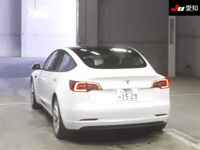 Tesla MODEL3