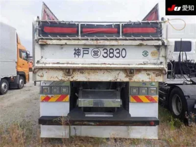 Nissan QUON