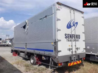 Mitsubishi FUSO FIGHTER