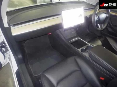 Tesla MODEL3
