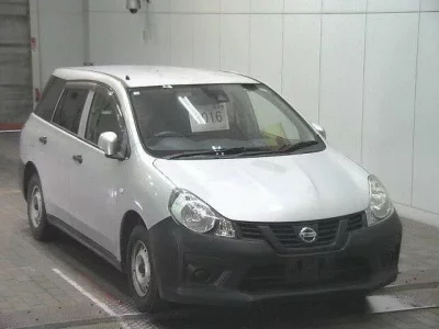 Nissan AD