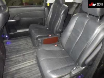 Toyota ESTIMA HYBRID