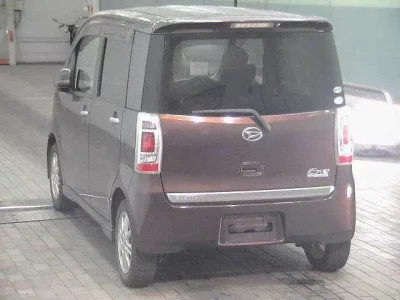 Daihatsu TANTO EXE