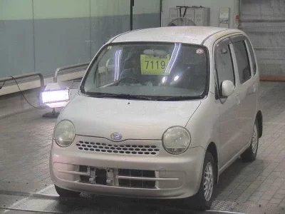 Daihatsu MOVE LATTE