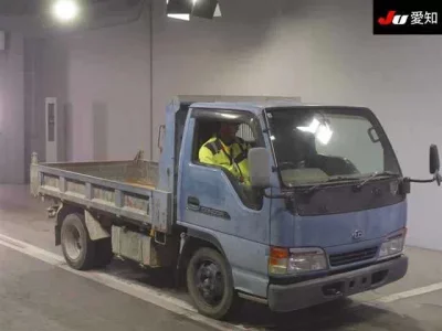 Nissan TRUCK