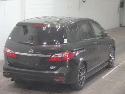Nissan LAFESTA