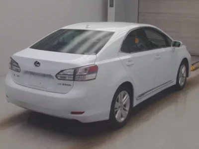 Lexus HS