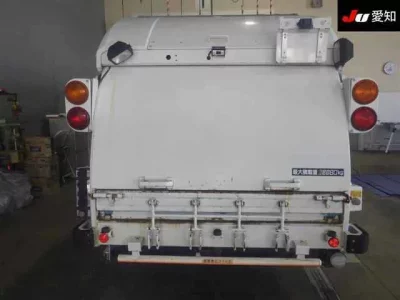 Isuzu TRUCK