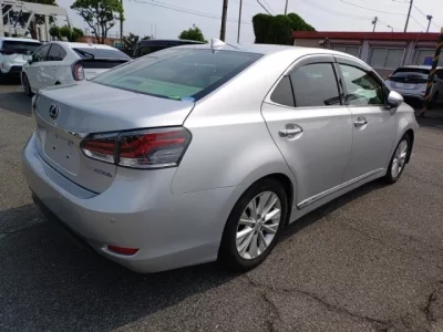 Lexus HS