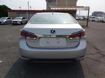 Lexus HS