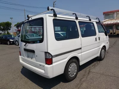 Mazda BONGO VAN