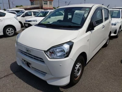 Daihatsu MIRA E S