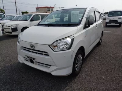 Daihatsu MIRA E S