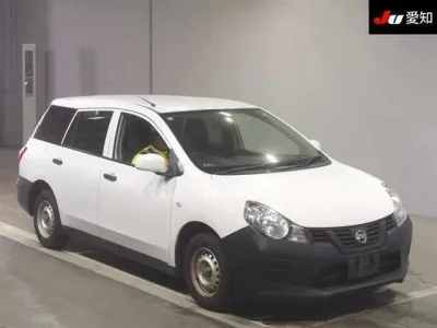 Nissan AD