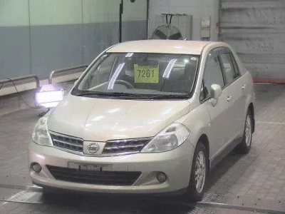 Nissan TIIDA LATIO