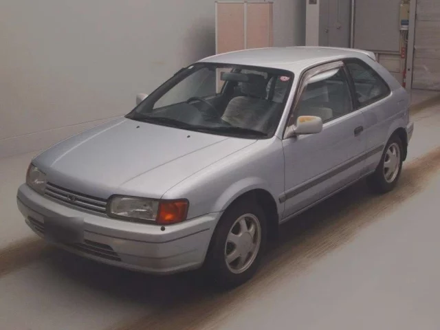 Toyota COROLLA2