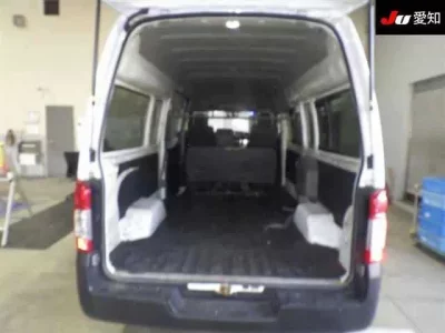 Nissan CARAVAN VAN