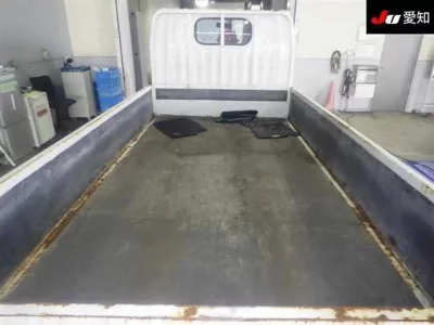 Nissan ATLAS