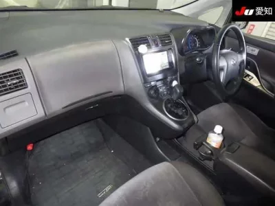 Toyota MARK X ZIO