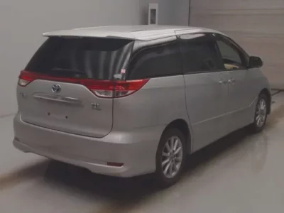 Toyota ESTIMA HYBRID