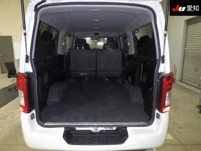 Nissan CARAVAN VAN