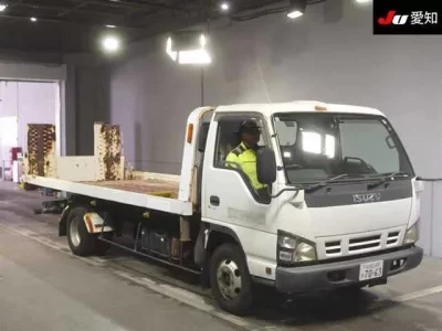 Isuzu ELF
