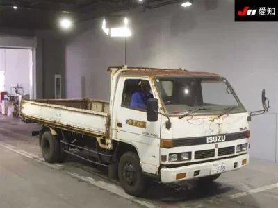 Isuzu TRUCK