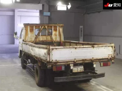 Isuzu TRUCK