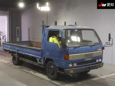 Mazda TITAN