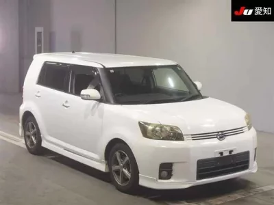 Toyota COROLLA RUMION