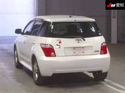Toyota IST