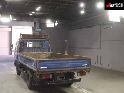 Mazda TITAN