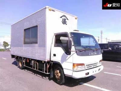 Isuzu ELF