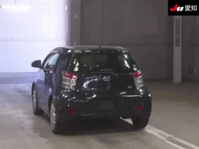 Toyota IQ