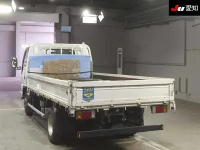 Isuzu TRUCK