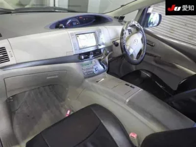Toyota ESTIMA HYBRID